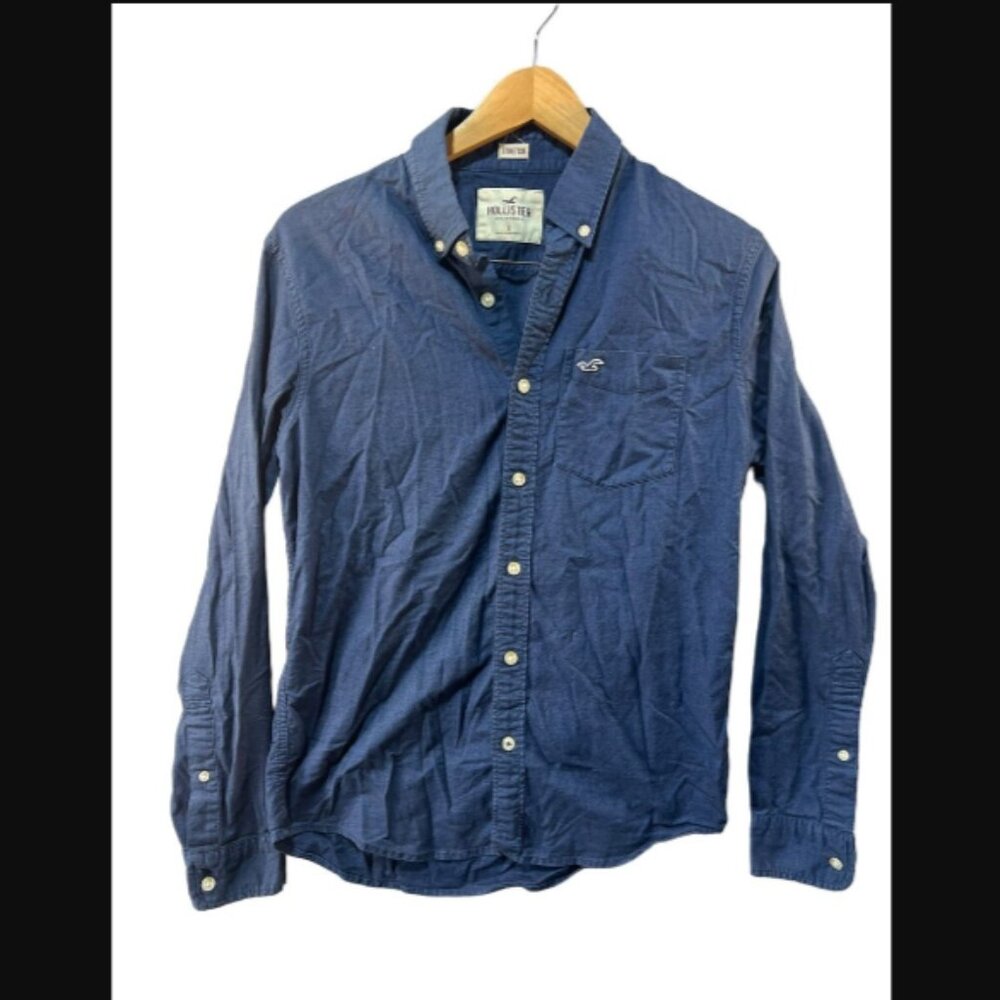 Hollister Epic Flex Blue/Denim looking Shirt. Size Small. Good condition.